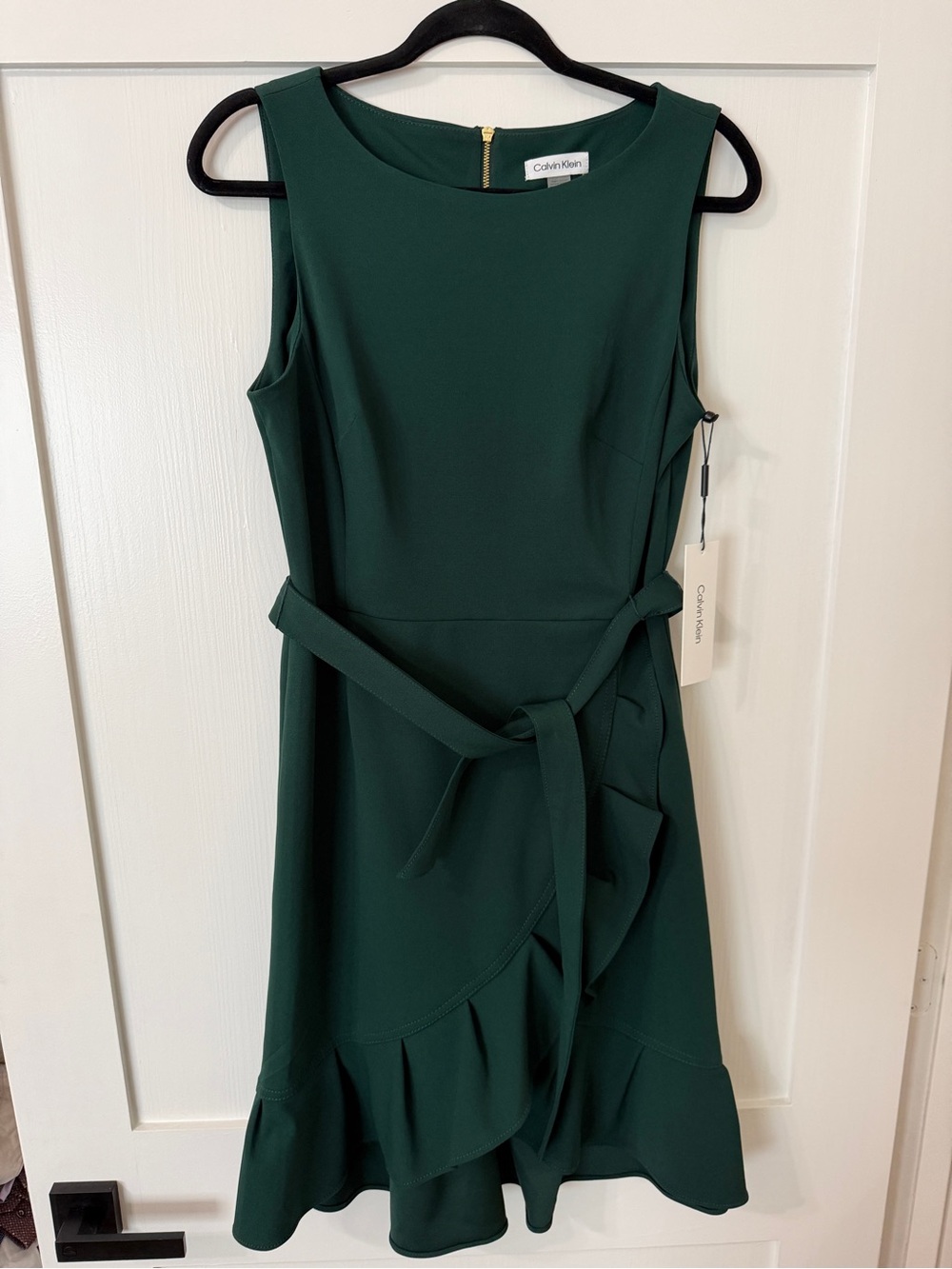 NWT Calvin Klein Emerald Green Ruffle Wrap Dress Gold Hardware Size 10